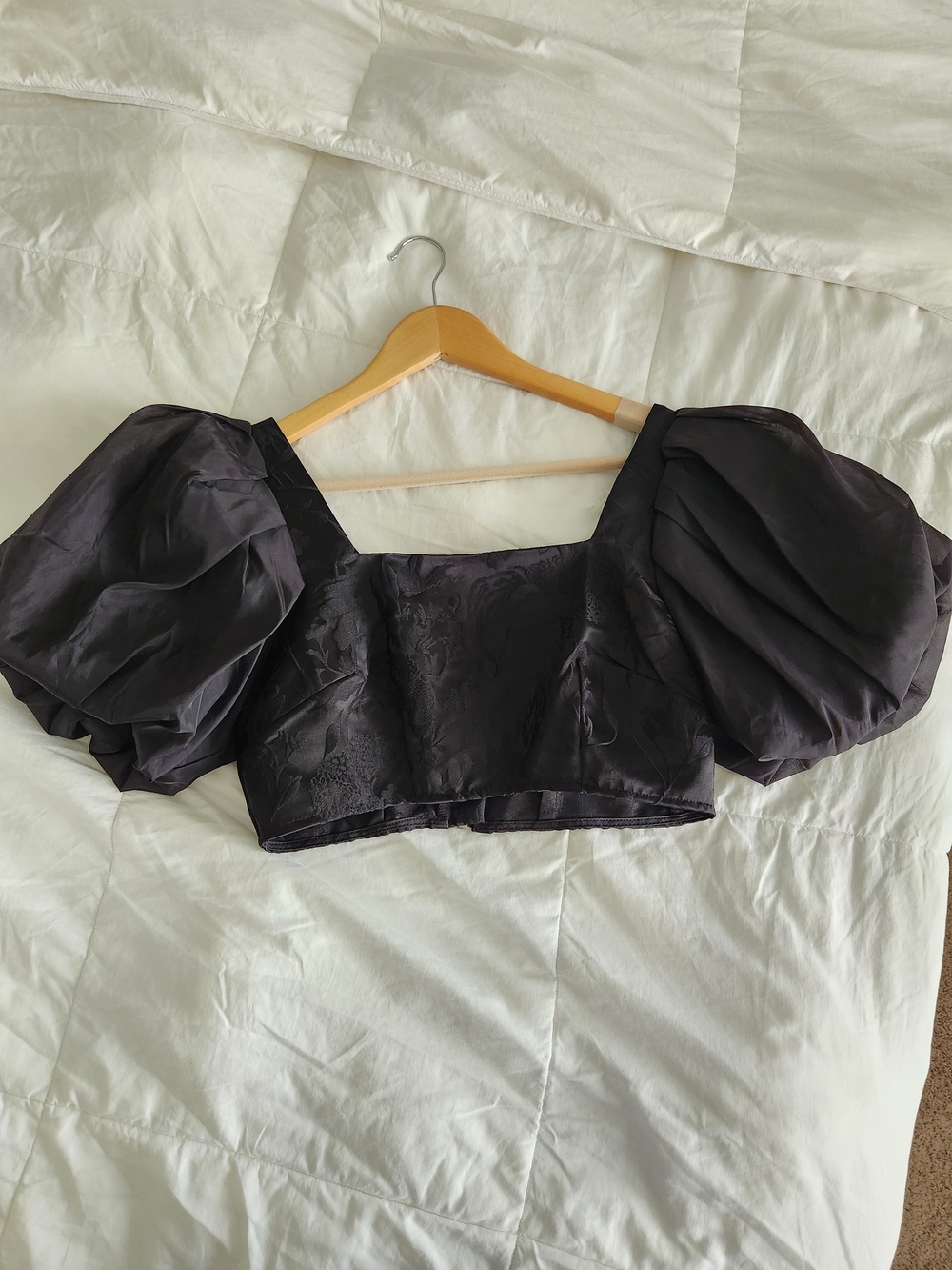 Black Puff-Sleeve Crop Top - Women Tops